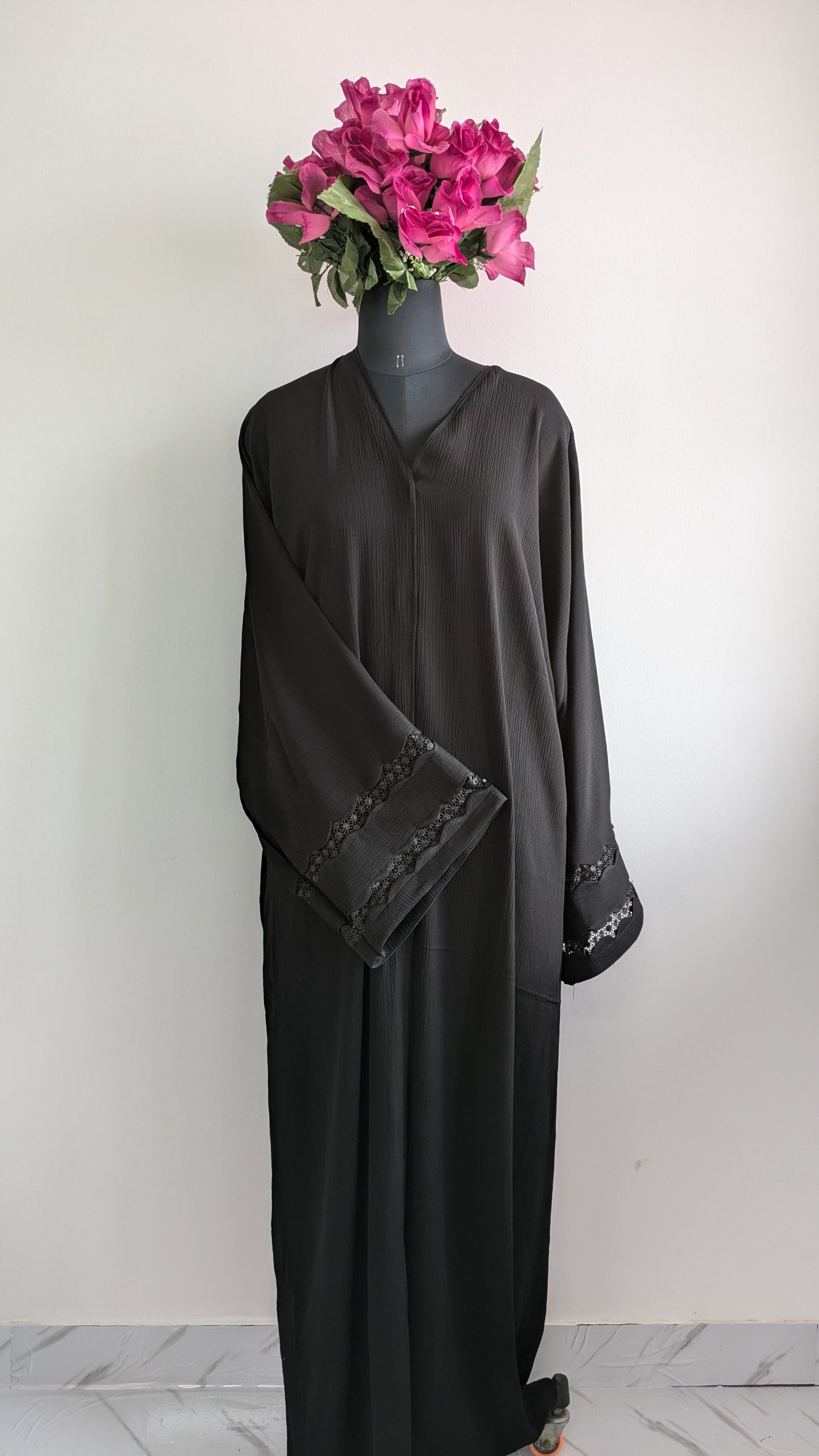 Zayba Black Abaya